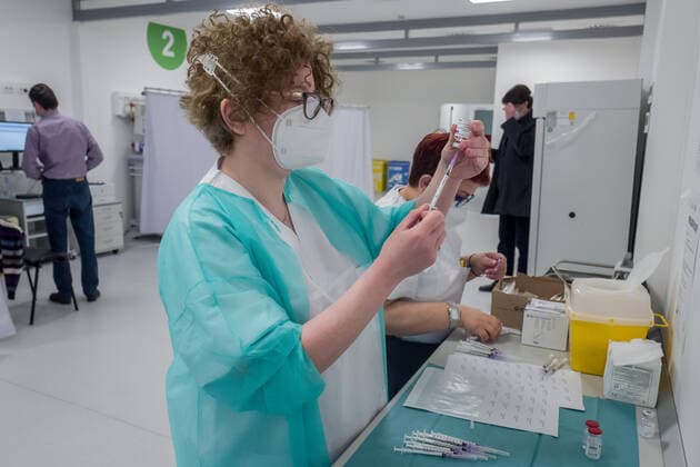 Coronavirus in Italien, Sicherheitskräfte in Mailand erhalten AstraZeneca Impfungen Milan. Hospital in Fiera Astrazeneca vaccines to police and police forces Editorial Usage Only  Copyright: xCarloxCozzolix xIPAx