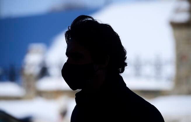 February 26, 2021, Ottawa, on, Canada: Prime Minister Justin Trudeau makes his way to hold a press conference in Ottawa on Friday, Feb. 26, 2021, to provide an update on the COVID-19 pandemic and vaccine roll-out in Canada. Ottawa Canada  - ZUMAc35_ 20210226_zaf_c35_027 Copyright: xSeanxKilpatrickx