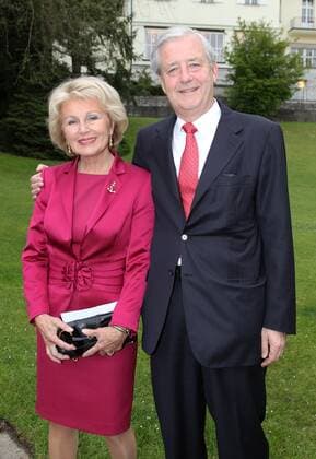 Henry A. Kissinger Award 2010 Annette und Heinrich von Rantzau bei der Verleihung des Henry A. Kissinger Award 2010 an Michael B. Bloomberg ( dem Buergermeister von New York ) in der The American Academy in Berlin Copyright: Eventpress Herrmann 11.05.2010 *** Local Caption *** Eventpress Foto & News Agentur Berlin Henry H. Herrmann & Sascha Radke *** Henry A Kissinger Award 2010 Annette and Heinrich von Rantzau at the presentation of the Henry A Kissinger Award 2010 to Michael B Bloomberg the Mayor of New York at The American Academy in Berlin Copyright Eventpress Herrmann 11 05 2010 Local Caption Eventpress Foto News Agentur Berlin Henry H Herrmann Sascha Radke Copyright: xEventpressxHerrmannx