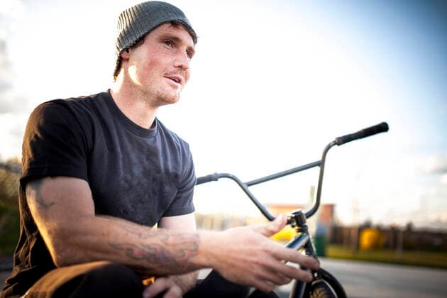 Portrait of bmxer in skate park Boucherville, QC, Canada CR_CHPH210226D-621410-01 ,model released, Symbolfoto