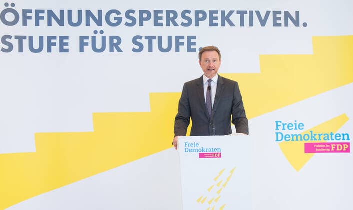 Berlin, Christian Lindner gives press conference in the Bundestag Christian Lindner Federal Chairman FDP during the press conference of the Fdp parliamentary group in the German Bundestag on 02 03 2021 Berlin Bundestag Berlin Germany