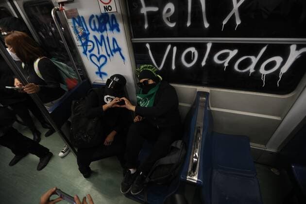 Demonstrators protest inside the Metro transport system against Felix Salgado Macedonio, who is accused of rape and is one of the candidates for the governor of the Mexican state of Guerrero, during a day of protests by feminist groups that led to altercations and repression by the police, in Mexico City, Mexico, 02 March 2021. The demonstrators demanded that the President of Mexico, Andres Manuel Lopez Obrador and the National Executive Committee (CEN) of the National Regeneration Movement (Morena) party avoid the new participation of Salgado Macedonio in the process of defining the candidacy, which will be dealt with by means of a survey. Feminists protest case of Mexican politician accused of rape !ACHTUNG: NUR REDAKTIONELLE NUTZUNG!  Copyright: xSashenkaxGutierrezx MEX6093 20210302-637503046351871800