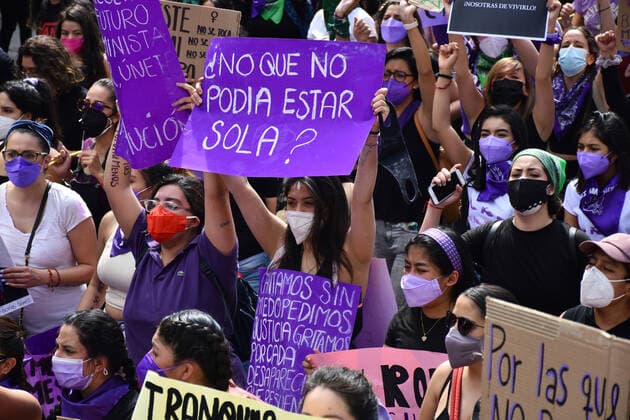 International Women™s Day Strike In Mexico MEXICO CITY, MEXICO - MARCH 8: Hundreds of Women take part during a demonstration to commemorate International Women™s Day, demanding elimination of violence-gender at Reforma avenue on March 8, 2021 in Mexico City, Mexico Copyright: xCarlosxTischlerx EYEPIXGROUP_CT_08032021_4377