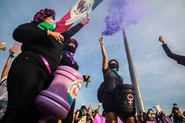 News Bilder des Tages Activist women demonstrate during International Women s Day today in Acapulco, in the state of Guerrero, Mexico 8 March 2021. Feminists and women from the port of Acapulco held a march commemorating March 8, International Women s Day, walking from the Zocalo of the port of Acapulco along the coastal avenue Miguel Aleman until they reached the symbolic Asta Bandera where they were singing and dancing in favor of women. Women activists protest during International Women s Day in Acapulco !ACHTUNG: NUR REDAKTIONELLE NUTZUNG!  Copyright: xDavidxGuzmánx MEX6565 20210309-637508535888908435