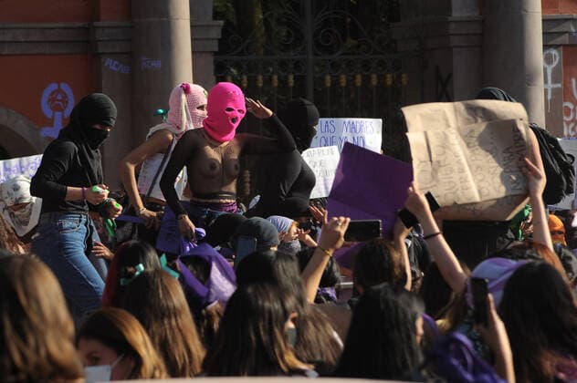 International Women™s Day Demonstration In Mexico QUERETARO, MEXICO - MARCH 8: A woman joins a march of hundreds of women, for the commemoration of International Women s Day, where they complained about femicides, insecurity, and disappearances of women in the country and the world. on March 8, 2021 in Queretaro, Mexico Copyright: xFernandoxCamachox EYEPIXGROUP_FC_08032021_4541