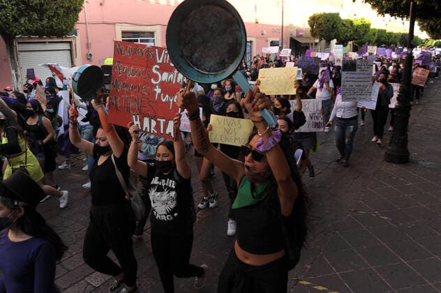International Women™s Day Demonstration In Mexico QUERETARO, MEXICO - MARCH 8: A woman joins a march of hundreds of women, for the commemoration of International Women s Day, where they complained about femicides, insecurity, and disappearances of women in the country and the world. on March 8, 2021 in Queretaro, Mexico Copyright: xFernandoxCamachox EYEPIXGROUP_FC_08032021_4527