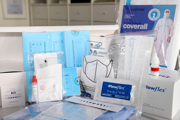 Presentation of the Acon Biotech Flowflex SARS CoV 2 Antigen Rapid Test, which is distributed by Baumgartner Rath GmbH Hightech Unternehmen Symbol image, theme image Munich, 08 03 2021 Foto:xS.xAdamx xFuturexImage