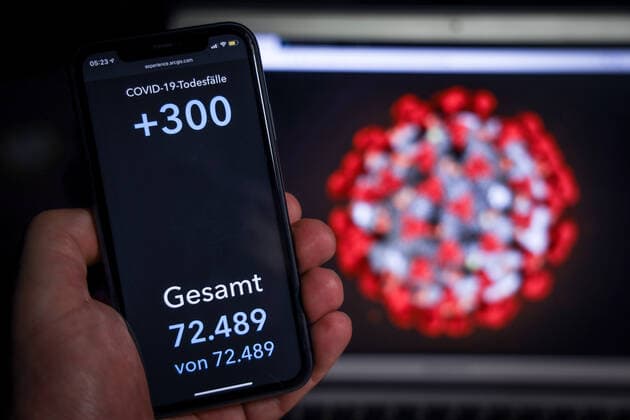 Coronavirus in Germany Covid 19 Robert Koch Institute Dashboard 10 03 2021 Robert Koch Institute COVID 19 deaths 72 489 increase by 300 from previous day