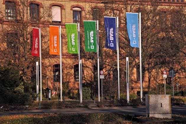 BASF SE Corporate headquarters in Ludwigshafen am Rhein 20210306MWI29307