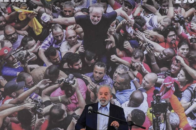 SÃO BERNARDO DO CAMPO, SP - 10.03.2021: COLETIVA DE IMPRENSA DO EX PRESIDENTE LULA - Press conference of former President Lula, (PT) to comment on the annulment of the lawsuit against him, determined by Judge Edson Fachin of the Supreme Court, (Supreme Federal Court) at the ABC Metalworkers Union, in São Bernardo do Campo, this Wednesday (10). x2041159x  RobertoxCasimiro