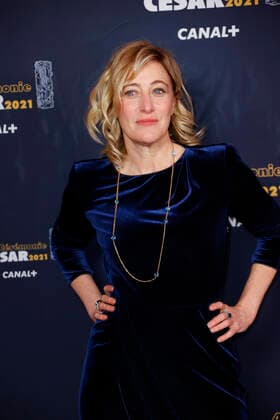 Valeria Bruni Tedeschi CELEBRITES : 46e Ceremonie des Cesar 2021 - Paris - 12 03 2021 ThomasSamson Pool PANORAMIC 