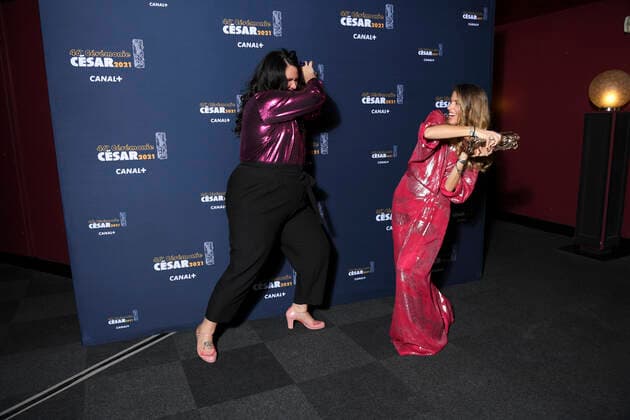 Margaux Lorier et Sofia Alaoui Cesar du meilleur court Metrage Qu importe si les betes meurent CELEBRITES : 46e Ceremonie des Cesar 2021 - Paris - 12 03 2021 PascalLeSegretain Pool PANORAMIC 