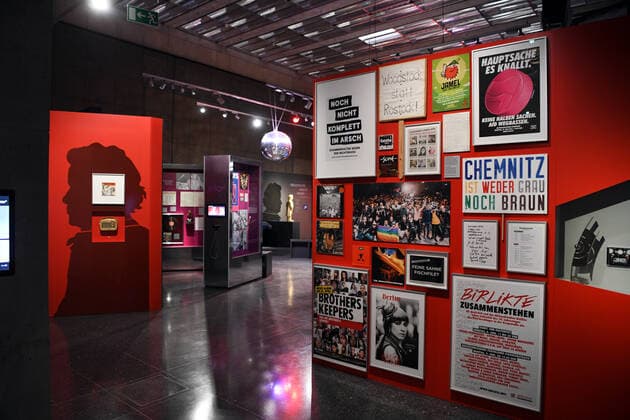 Germany, Bonn 15 03 2021 Exhibition Hits Hymns Sound of Contemporary History in the House of History Photo View into the exhibition Exhibition Hits Hymns Sound of Contemporary History in the House of History