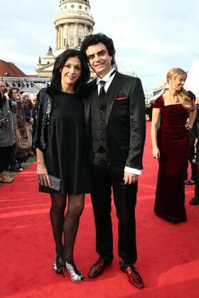 Rolando Villazon and wife Lucia on the Red Carpet at the ECHO Klassik 2012 award ceremony at the Konzerthaus Berlin on the Gendarmenmarkt in the heart of Berlin. Copyright: xEventpressxHerrRax