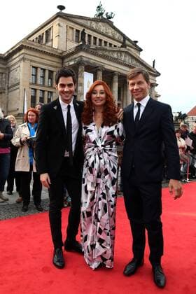 Frank Briegmann, Tori Amos and Milos Karadaglic on the Red Carpet at the ECHO Klassik 2012 award ceremony at the Konzerthaus Berlin on the Gendarmenmarkt in the heart of Berlin Copyright: xEventpressxHerrRax