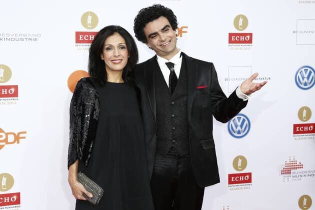 Rolando Villazon and wife Lucia on the Red Carpet at the ECHO Klassik 2012 award ceremony at the Konzerthaus Berlin on the Gendarmenmarkt in the heart of Berlin. Copyright: xEventpressxHerrRax