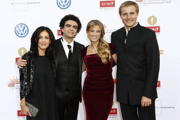 Rolando Villazon and wife Lucia, Nina Eichinger and Vasily Petrenko on the Red Carpet at the ECHO Klassik 2012 award ceremony at the Konzerthaus Berlin on the Gendarmenmarkt in the heart of Berlin Copyright: xEventpressxHerrRax