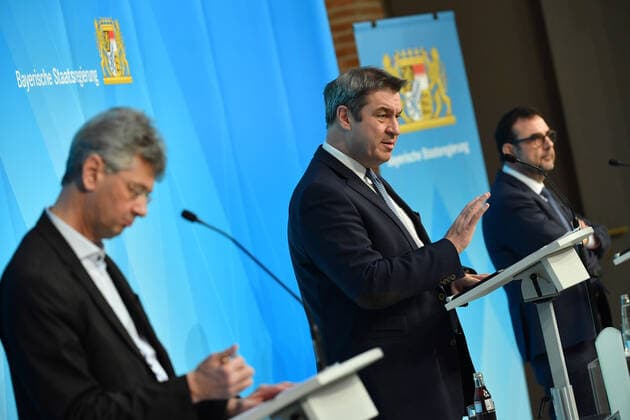 f l Michael PIAZOLO Free voters, Minister of Education Bavaria, Markus SOEDER State Premier Bavaria and CSU Chairman, Klaus HOLETSCHEK CSU, Minister of Health Bavaria Press conference of the Bavarian State Government after cabinet meeting on 16 03 2021 in the Prinz Carl Palais in Munich