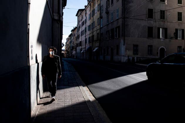 Coronavirus in Italien, Lockdown in Brescia March 16, 2021, Brescia, Brescia, Italy: Brescia in red zone empty city due the new rules against covid pandemic Brescia Italy - ZUMAb205 20210316_zip_b205_006 Copyright: xMatteoxBiattax