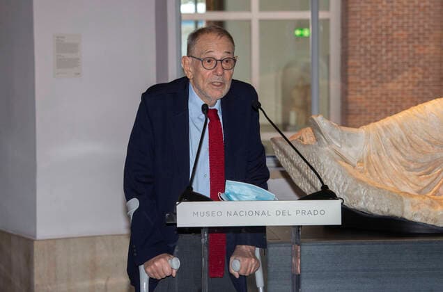 News Themen der Woche KW11 News Bilder des Tages The President of the Royal Board of Trustees of the Museo Nacional del Prado, Javier Solana, speaks during the presentation of an exhibition dedicated to reviewing the history of the building, in Madrid (Spain), on 16 March 2021. This project, sponsored by Samsung, consists of the design and assembly of a permanent exhibition installation dedicated to the history of the Museo Nacional del Prado, which will be located in rooms 100, 101 and 102 of the Villanueva building (former location of the Treasure of the Dauphin) to transmit to the public the basic concepts about the construction of the building, its evolution and expansion, as well as the characteristics of the exhibition facilities, as well as the characteristics of the exhibition fac Copyright: xAlbertoxOrtegax 3608666