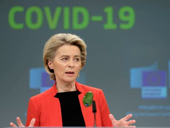 News Themen der Woche KW11 News Bilder des Tages European Commission President Ursula von der Leyen addresses the media about the covid-19 passport at the Berlaymont, the headquarters of the European Commission, on March 17, 2021 in Brussels, Belgium. Today, the European Commission is proposing to create a digital green certificate to facilitate safe and free movement within the EU during the COVID-19 pandemic. The digital green certificate will be proof that a person has been vaccinated against COVID-19, tested negative or recovered from COVID-19. It will be available, free of charge, in digital or paper format. It will include a QR code to ensure the security and authenticity of the certificate.  NicolasxLandemardx xLexPictorium LePictorium_0243228