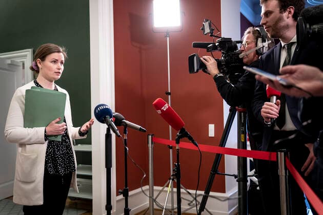 Mai Villadsen EL arrives at a meeting in the Prime Ministers Office about a further reopening of the country, at Christiansborg on Thursday 18 March 2021, Copenhagen Denmark  Copyright: RitzauxScanpix MadsxClausxRasmussenx cop103 spdk20210318-181024-L