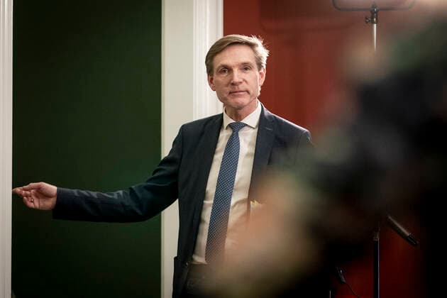 Kristian Thulesen Dahl DF arrives at a meeting in the Prime Ministers Office about a further reopening of the country, at Christiansborg on Thursday 18 March 2021, Copenhagen Denmark  Copyright: RitzauxScanpix MadsxClausxRasmussenx cop103 spdk20210318-182342-L