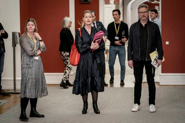 Sofie Carsten Nielsen RV and Torsten Gejl arrive at a meeting in the Prime Ministers Office about a further reopening of the country, at Christiansborg on Thursday 18 March 2021, Copenhagen Denmark  Copyright: RitzauxScanpix MadsxClausxRasmussenx cop103 spdk20210318-183615-L