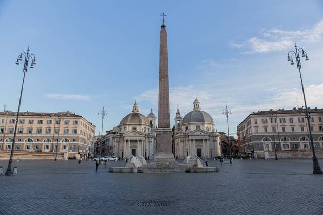 Mar 18, 2021 - Rome, Italy - An empty Piazza del Popolo is seen on a sunny afternoon. Rome is living the first week of another lockdown related to COVID-19. Tight measures should stay in place at least till Easter. Rome - ZUMAm174 20210318_int_m174_016 Copyright: xFrancescoxMoltenix