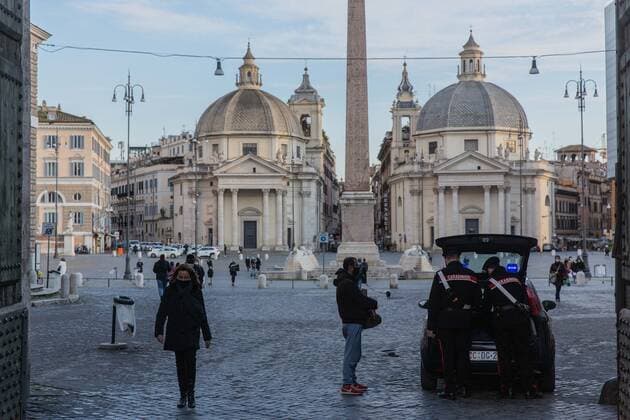 Mar 18, 2021 - Rome, Italy - Rome is living the first week of another lockdown related to COVID-19. Tight measures should stay in place at least till Easter. Rome - ZUMAm174 20210318_int_m174_017 Copyright: xFrancescoxMoltenix