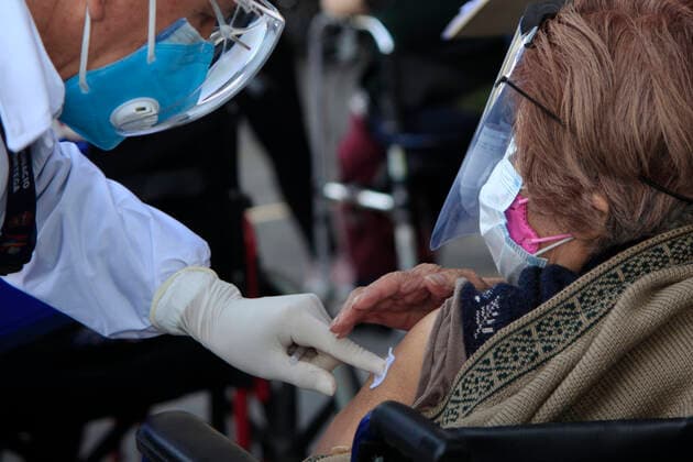 Begins Apply Of Dose Of Sputnik V In Mexico NEZAHUALCOYOTL, MEXICO - MARCH 19: A elderly receives a Sputnik V dose, during the mass vaccination of the national vaccination program for adults over 60 years old against Covid-19 disease, inside Nezahualcoyotl Sports Unit located at municipality of Nezahualcoyotl, state of Mexico. On March 19, 2021 in Nezahualcoyotl City, Mexico. Copyright: xAngelxMoralesxRizox EYEPIXGROUP_AM_19032021_5028