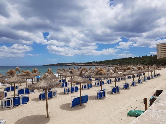 Theme photo travel, Corona, Majorca, 22 03 2021 The beaches of the Plaja de Palma are waiting for vacationers, theme photo travel, Corona, Majorca Copyright: xAugstx xEibner-Pressefotox EP_jat