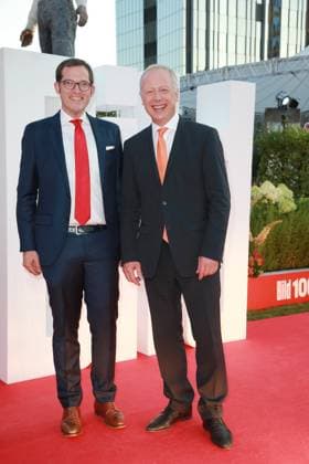 Julian Reichelt und Tom Buhrow Bild 100 beim Empfang am Axel Springer Haus in Berlin *** Julian Reichelt and Tom Buhrow Bild 100 at the reception at Axel Springer Haus in Berlin Copyright: xEventpressx