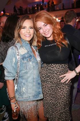 Dagi Bee mit Palina Rojinski auf der Party bei der Verleihung des ECHO 2018 in Berlin. *** Dagi Bee with Palina Rojinski at the party at the ECHO 2018 awards in Berlin Copyright: xEventpressxFuhrx