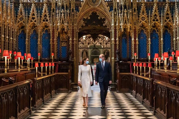 Bilder des Jahres 2021, Entertainment 03 März Entertainment Themen der Woche KW12 Entertainment Bilder des Tages . 23 03 2021. London, United Kingdom. Prince William and Kate Middleton, the Duke and Duchess of Cambridge, during a visit to a Covid 19 Vaccination Centre at Westminster Abbey in London.  xPoolx xi-Imagesx IIM-22076-0013