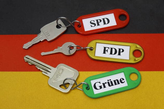 Germany flag with key fob Germany flag with key fob, 21 03 2021, Borkwalde, Brandenburg, On a Germany flag lie key fobs with party names