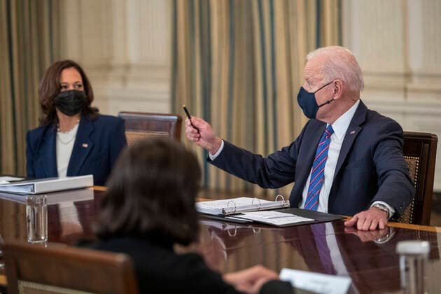 US President Joe Biden, with Vice President Kamala Harris, delivers remarks during a meeting with Secretary of Health and Human Services Xavier Becerra, Secretary of Homeland Security Alejandro Mayorkas and immigration advisors in the State Dining Room of the White House in Washington, DC, USA, 24 March 2021. President Biden is facing a renewed influx of migrants at the US-Mexico border following his policy changes since taking office in January. Copyright: xCNPx xMediaPunchx
