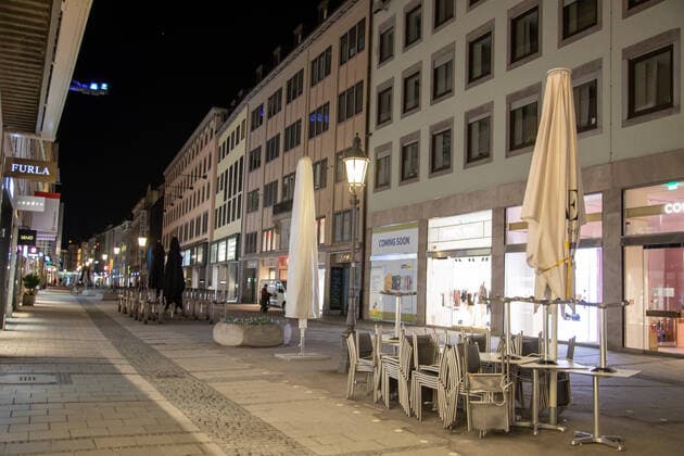 Coronavirus in Munich scenes in the evening, The Munich city center and pedestrian zone is almost empty at the night of March 24 2021 Munich Bavaria Germany