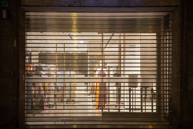 Coronavirus in Munich Scenes in the evening, Locked shop The Munich city center and pedestrian zone is almost empty at the night of March 24 2021 Munich Bavaria Germany