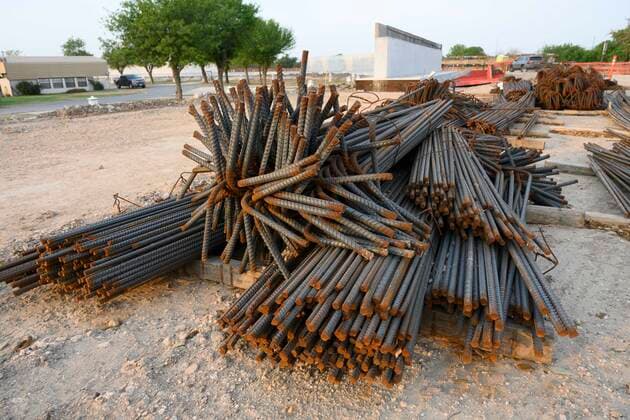 March 26, 2021, Granejo, Texas, USA: Machinery and construction material including rebar sit idle and untouched yards from the Rio Grande River south of Mission where a section of the U.S.-Mexico border wall sits incomplete. This section would isolate the Chimney s RV Park and historical La Lomita Chapel on the Mexican side of the wall. Granejo USA - ZUMAd150 20210326_znp_d150_059 Copyright: xBobxDaemmrichx