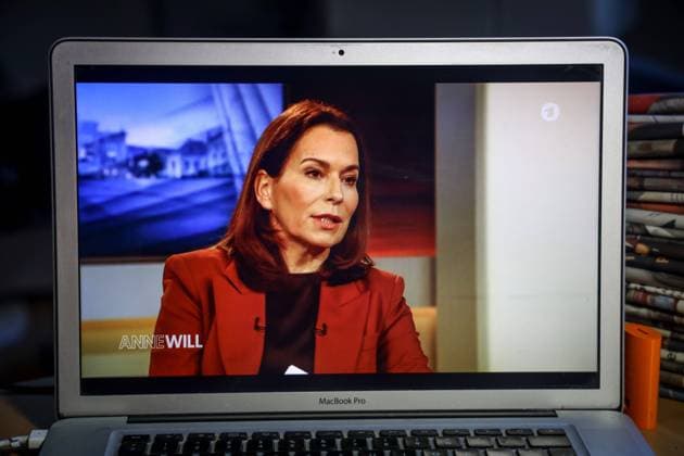 Fernsehen am Computer - ARD Mediathek - Sendung Anne Will vom 28. März 2021. Gast bei AnneWil ist Angela Merkel (CDU), Bundeskanzlerin *** Television on the computer ARD Mediathek broadcast Anne Will from 28 March 2021 guest at AnneWil is Angela Merkel CDU , Federal Chancellor