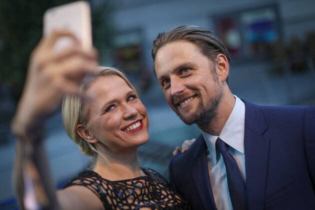 Axel Schreiber gestorben Nova Meierhenrich mit Axel Schreiber DEUTSCHER SCHAUSPIELERPREIS 2017 im Zoo Palast Kino in Berlin Der DEUTSCHE SCHAUSPIELERPREIS ? eine ganz besondere Auszeichnung von Schauspielern für Schauspieler und Menschen, die durch ihr Schaffen in besonderer Weise Schauspielkunst inspiriert und gefördert haben. Der Preis wird an Persönlichkeiten vergeben, die mit ihrer schöpferischen Leistung dem deutschen Film zu einer vielschichtigen Identität verhelfen und andere damit inspirieren. *** Nova Meierhenrich with Axel Schreiber DEUTSCHER SCHAUSPIELERPREIS 2017 at the Zoo Palast cinema in Berlin The DEUTSCHE SCHAUSPIELERPREIS is a very special award given by actors for actors and people who have inspired and promoted the art of acting in a specia Copyright: xEventpressxFuhrx