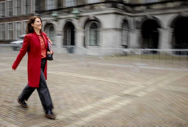 DEN HAAG - Esther Ouwehand (Partij voor de Dieren) vertrekt bij de Tweede Kamer na een gesprek met verkenners Annemarie Jorritsma (VVD) en Kajsa Ollongren (D66). De verkenners spreken met alle zeventien beoogde fractievoorzitters over mogelijke regeringscoalities. ANP ROBIN VAN LONKHUIJSEN *** DEN HAAG Esther Ouwehand Party for the Animals leaves the Lower House after talks with explorers Annemarie Jorritsma VVD and Kajsa Ollongren D66 The explorers talk to all seventeen intended parliamentary party chairmen about possible government coalitions ANP ROBIN VAN LONKHUIJSEN  Copyright: xHollandsexHoogtex xxANPx x429480378x