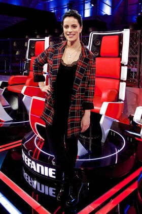 Stefanie Kloß beim Fotocall mit den Coaches und der Moderatorin von - The Voice KIDS *** Stefanie Kloß at the photo call with the coaches and the host of The Voice KIDS Copyright: xEventpressxRadkex