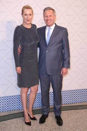 Bettina Wulff mit Ehemann Christian Wulf, Flagship Store Opening der tuerkischen Marke Yargici im Levantehaus, Hamburg, 31.05.2017 *** Bettina Wulff with husband Christian Wulf, Flagship Store Opening of the Turkish brand Yargici at Levantehaus, Hamburg, 31 05 2017 Copyright: xEventpressxMPx