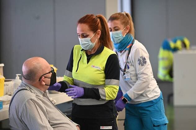 A man is vaccinated against COVID-19 virus disease at Wanda Metropolitano Stadium in Madrid, Spain, 30 March 2021. The vaccination of population aged 60-65 began to be vaccinated with AstraZeneca vaccine. COVID-19 vaccination program !ACHTUNG: NUR REDAKTIONELLE NUTZUNG!  Copyright: xFERNANDOxVILLARx GRAF4298 20210330-637527009577488832