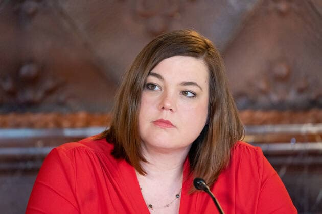 Hamburg Senate announces night-time curfews for Hamburg Press conference at City Hall Senate decides on additional measures to contain the spread of coronavirus in Hamburg Second Mayor Katharina Fegebank Hambu