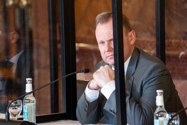 Hamburg Senate announces night-time curfews for Hamburg Press conference at City Hall Senate decides on additional measures to contain the spread of coronavirus in Hamburg Interior Senator Andy Grote Hamburg Senate announces night-time curfews for