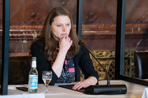 Hamburg Senate announces night-time curfews for Hamburg Press conference at City Hall Senate decides on additional measures to curb the spread of coronavirus in Hamburg Social and Health Senator M