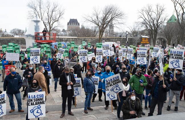 March 31, 2021, QUEBEC, PQ, Canada: Hundreds of union workers of the public sector demonstrate to get better offers from the government, Wednesday, March 31, 2021 at the legislature in Quebec City. QUEBEC Canada  - ZUMAc35_ 20210331_zaf_c35_017 Copyright: xJacquesxBoissinotx